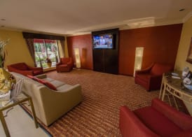 Ramada by Wyndham Houston Intercontinental Airport East 4