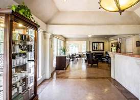 Baechtel Creek Inn 3