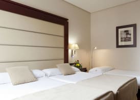 Hotel Valencia Center 3