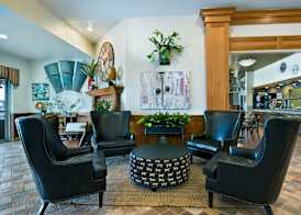 Oxford Suites Hermiston 4