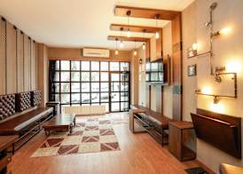 Cube Suites 5