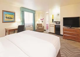 La Quinta Inn by Wyndham Caldwell 4