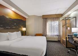 Clarion Pointe Sevierville-Pigeon Forge 5