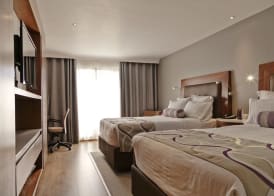 HS HOTSSON Hotel Silao 5