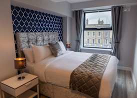 The Gate Hotel 4