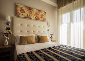 Hotel Bridge 4