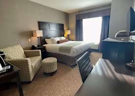Best Western Plus Okotoks Inn & Suites 5