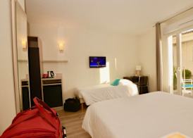 Hôtel Villa Sophia - ADULTS ONLY JULY AND AUGUST 4
