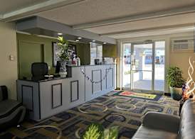Super 8 by Wyndham Bangor 5
