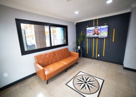 Express Inn & Suites 3