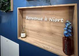 Brit Hotel du Parc Niort Centre-Parking gratuit 4