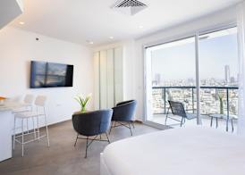 Sea View Luxury W Balcony- Hayarkon 78 5