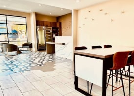 Ramada by Wyndham Modesto Yosemite Area 3