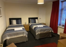 Ivy Cottage-Serviced accommodation 2