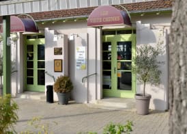 Logis Auberge des Vieux Chenes 3