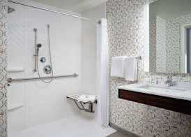 Holiday Inn & Suites BOSTON-PEABODY by IHG 3