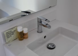 Chic & Basic Tallers Hostal 5