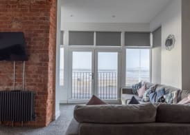 Residency hotel and Bar 4
