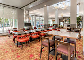 Hilton Garden Inn Houston/The Woodlands 4