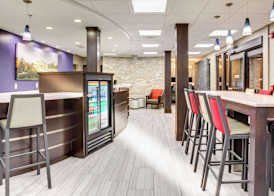 Clarion Pointe Biltmore Village 5