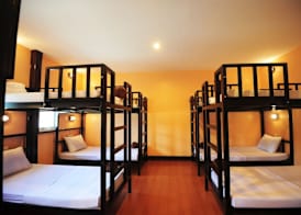Twin Palms Hostel Phi Phi 4