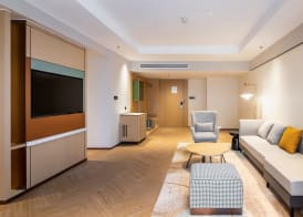 Holiday Inn Chongqing Guanyinqiao by IHG 4