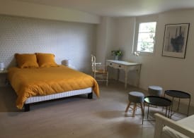 CHATEAU LA LOGE 2
