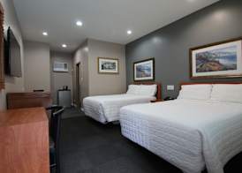 Dunes Inn - Wilshire 5