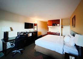 Travelodge by Wyndham Valleyview AB 5