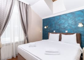 Ornament Hotel 5