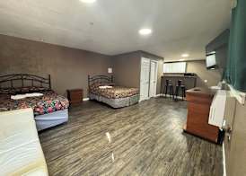 Live In Lodge Lithia Springs 3