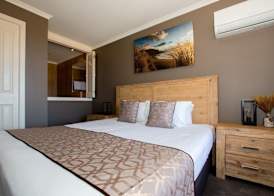 Aqualuna Beach Resort 5