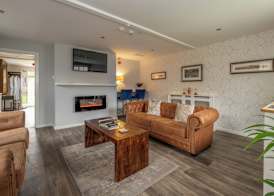 Stableside Hostel at York Racecourse 5