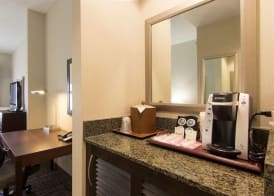 Holiday Inn & Suites SCOTTSDALE NORTH - AIRPARK by IHG 2