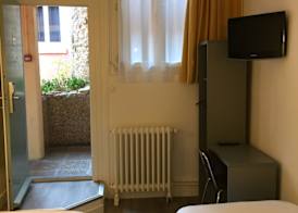 Hotel Au Patio Morand 3