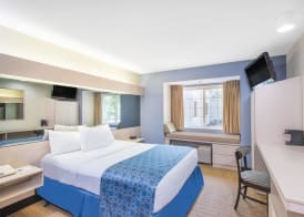 Microtel Inn & Suites by Wyndham Seneca Falls 4