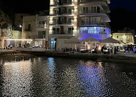 Blu Waters Boutique Hotel 2
