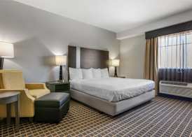 Best Western Plus Lampasas Inn & Suites 4