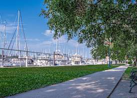 DoubleTree by Hilton New Bern Riverfront 3