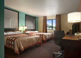 Super 8 by Wyndham East Peoria 4