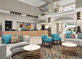 Embassy Suites by Hilton Santa Ana Orange County Airport 4