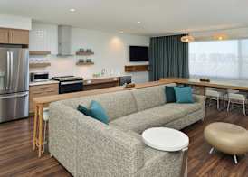 Element by Marriott North Kansas City 3