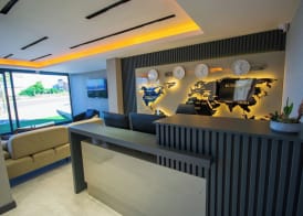 AirGate Airport Hotel 2