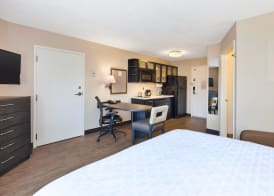 Candlewood Suites ROCKY MOUNT by IHG 3