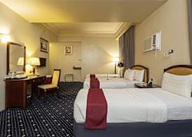 Sarrosa International Hotel and Residential Suites 5