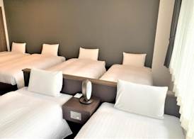 Bande Hotel Osaka 2