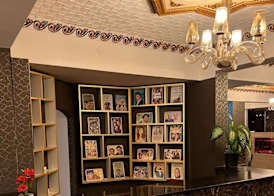 Grand Black Hotel 2