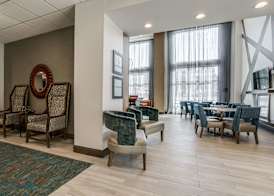 Hampton Inn & Suites Dallas-Central Expy/North Park Area 4