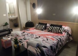 WuHostel 5
