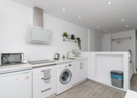 Cool and White Apartment Torrecilla Playa 4